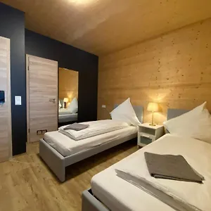 wg.topcolognehotels.com/